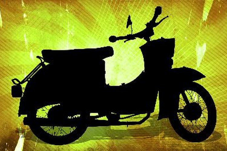Yamaha recomienda usar sólo gasolina sin plomo como fuente principal de combustible.