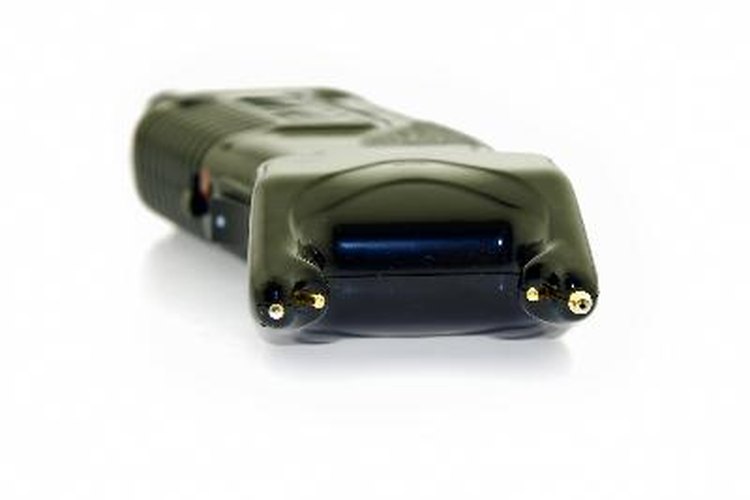 Usa las armas adecuadas de autodefensa en un momento de alarma real.