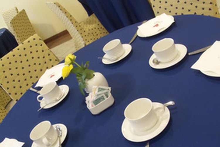 Las decoraciones de graduación personalizadas agregan un toque especial.