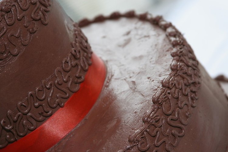 Ofrece a tus adolescentes alternativas hechas en casa, bajas en grasa a sus postres favoritos.