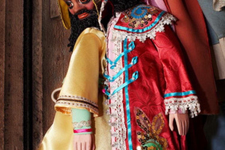 Las marionetas hacen que la hora del cuento sea más excitante.