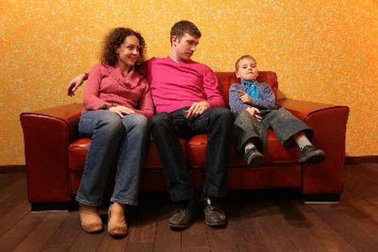 Puedes mezclar con otras telas de tapicería en la decoración de tu hogar.