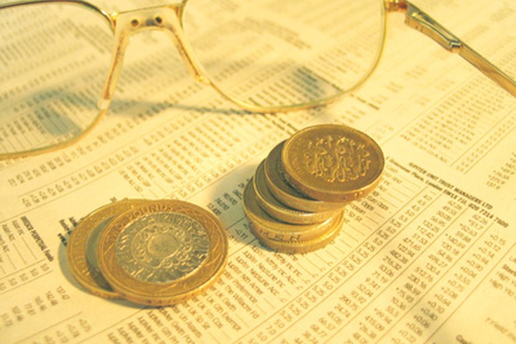 Los corredores de bolsa estudian el mercado de acciones para saber qué opciones de inversión están yendo bien.