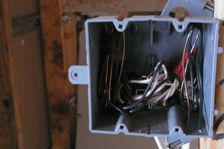 Esta caja doble podría contener dos interruptores o enchufes.