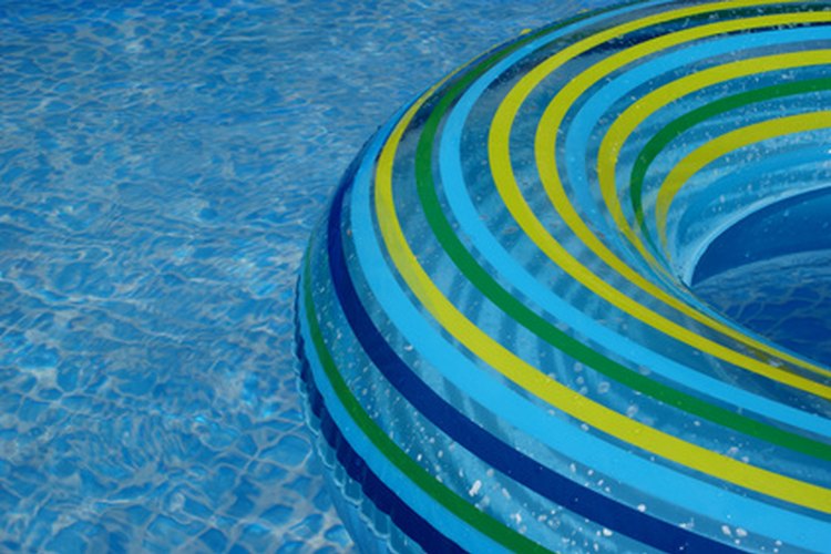 Cómo usar clarificadores para piscinas.