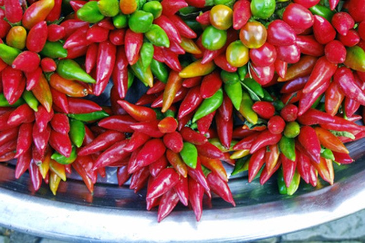 El chile en polvo y el pimentón proporcionan un sabor único al Enchilado.