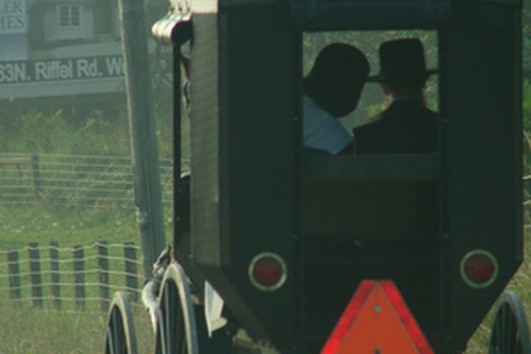 Los amish viven sencillamente.