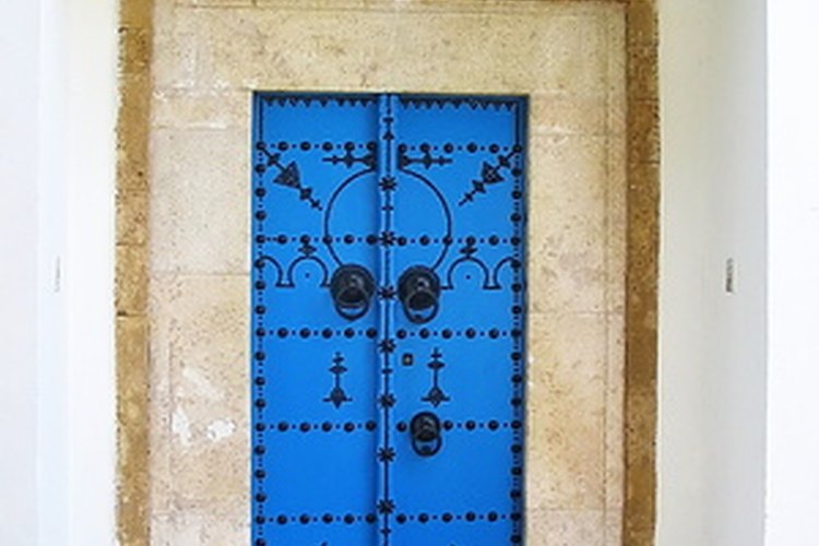 Las puertas de colores tienen diferentes significados en diferentes culturas.