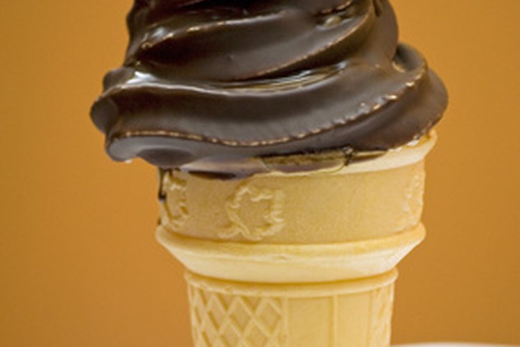 Remueve manchas de helado de chocolate con artículos de tu propio hogar.