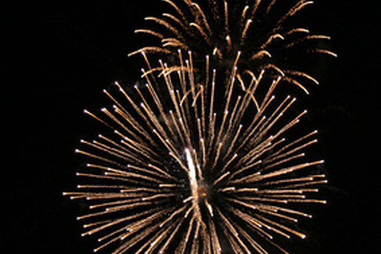 Hay dos fuegos artificiales en Boston a fin de año.