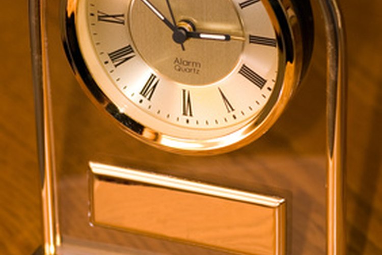 Los movimientos de un reloj de cuarzo sin económicos y muy fiables.