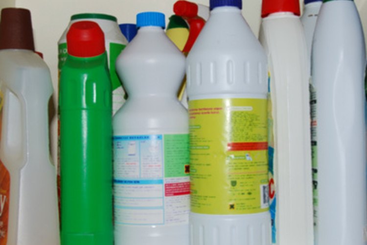 ¿Conoces qué diferencia al detergente del jabón?