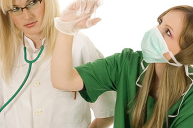 Te pueden preguntar si tienes conocimiento de una variedad de instrumentos médicos.