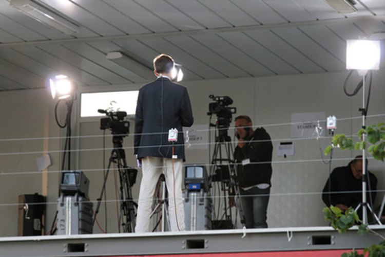 Ser anfitrión de un programa de TV requiere una variedad de habilidades.