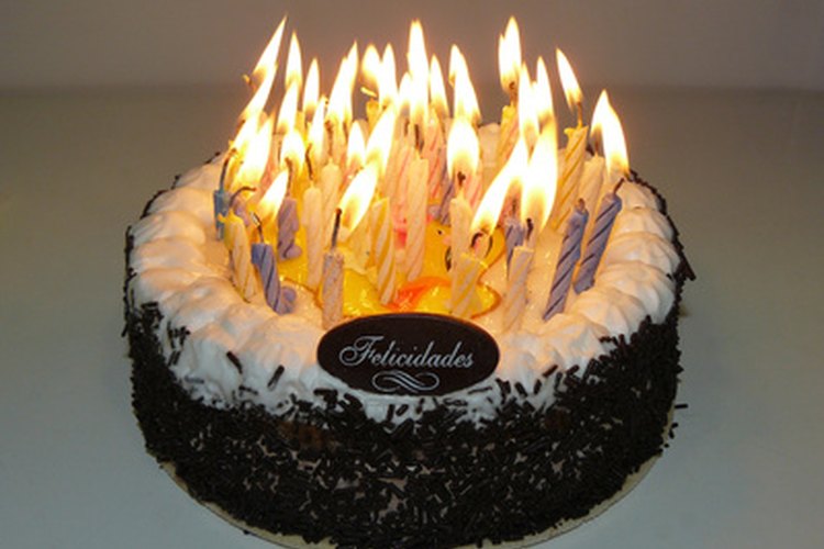 Existen varias tradiciones de cumpleaños dulces 16.