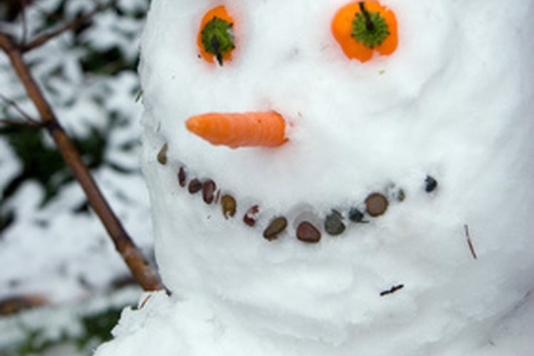 Los jóvenes pueden participar en un concurso de muñecos de nieve.