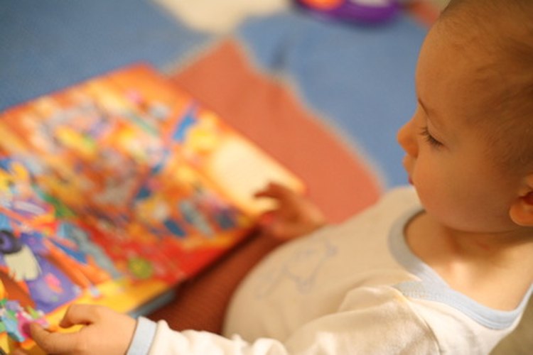 Los niños aprenden el lenguaje a través de las interacciones sociales y del estudio formal.
