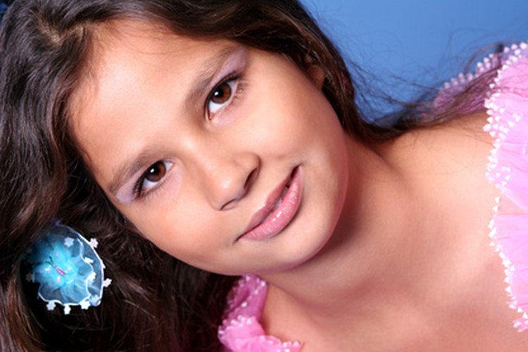 La imagen de Barbie genera mensajes negativos en las niñas.