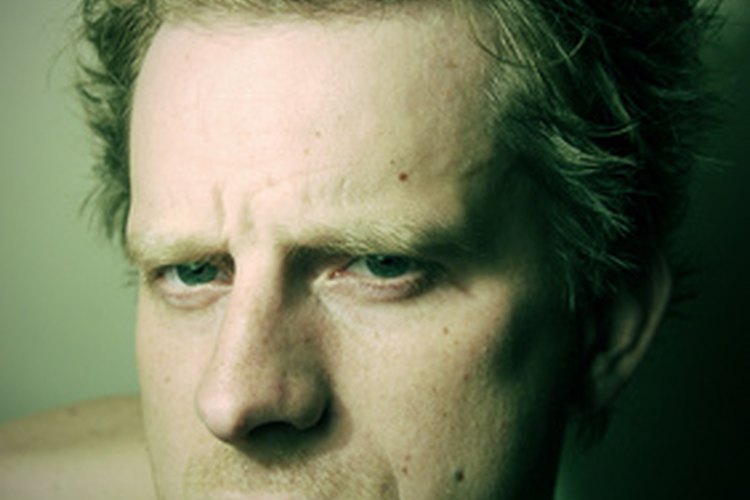 Los estilos en capas crean un estilo similar al de Edward Cullen.