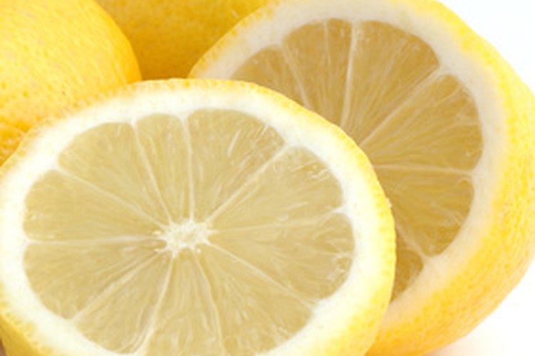 Los limones son ricos en ácido cítrico.