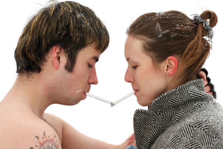 Los adolescentes que abusan de las drogas tienen una mayor tasa de enfermedades de transmisión sexual.