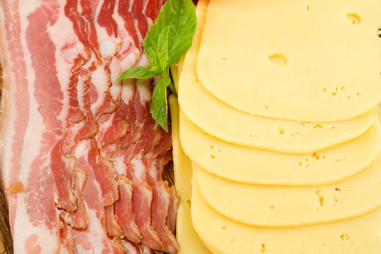 Tocino y queso.