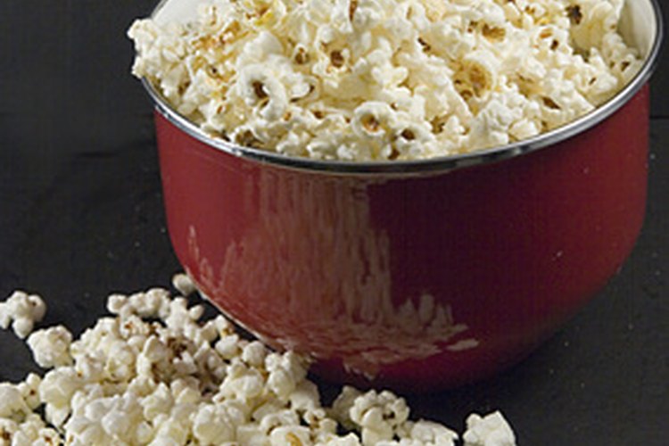 Si las palomitas de maíz hechas con aire caliente necesitan algo de especias, el proceso es simple.