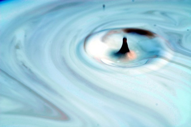 El agua de las plantas ayuda circular los nutrientes y los alimentos.