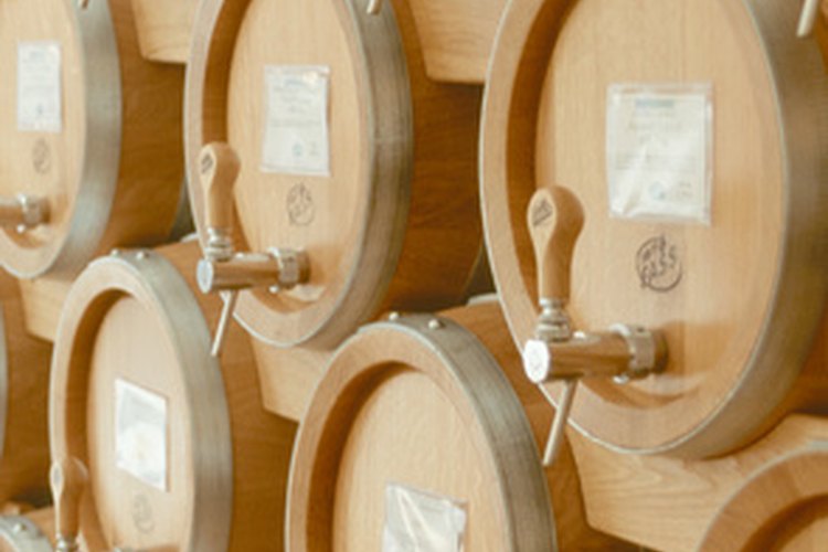 Barriles de madera de mora.