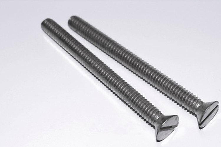 Tornillos de máquina.