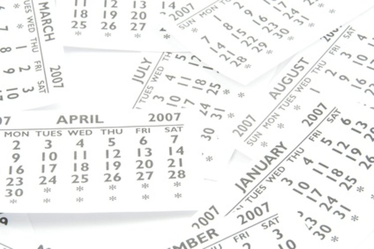 La formalidad de tu fiesta dicta tu marco de tiempo para entregar la invitación.
