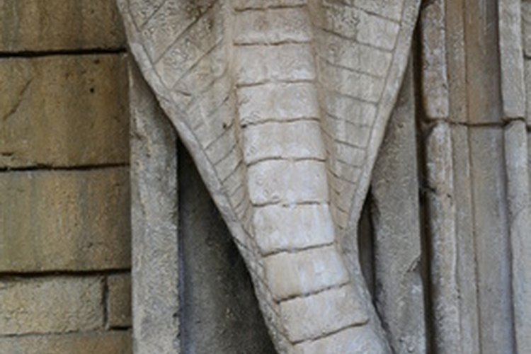 Las cobras en algunas religiones son Dioses y guardianes de los templos.