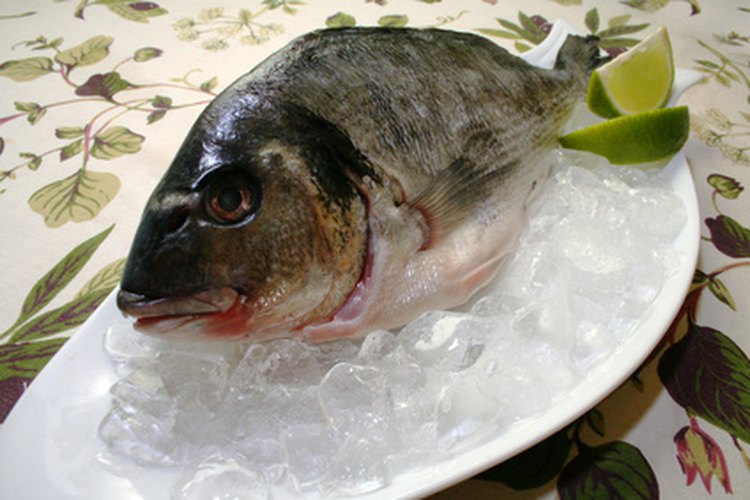 Un pescado con mal olor puede no estar fresco.