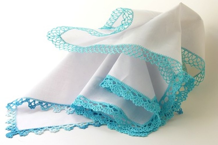 La ropa blanca antigua debe ser lavada con cuidado.