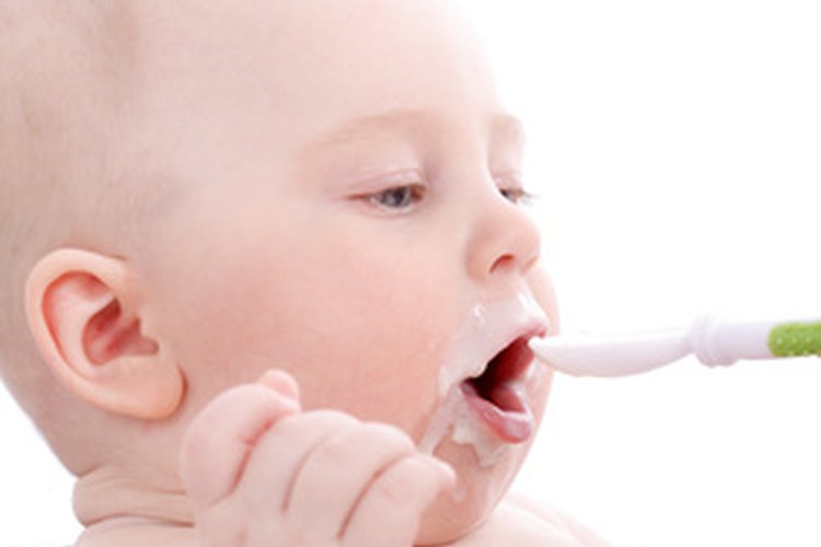 Las necesidades nutricionales de tu bebé varían en función de su edad.