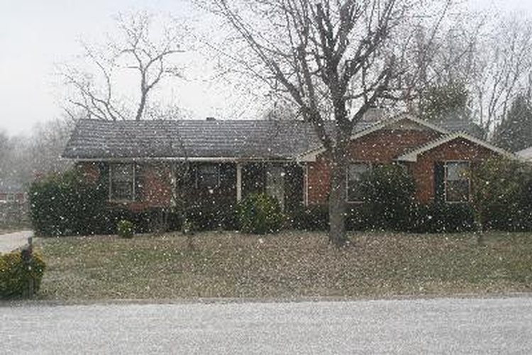 Explica a tu hijo por qué cae la nieve.