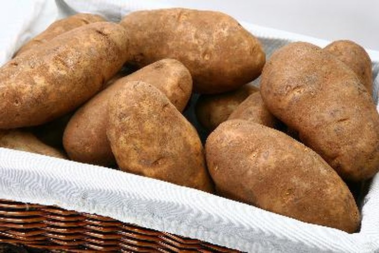 Aprende cómo tener listas tus papas un día antes de prepararlas.