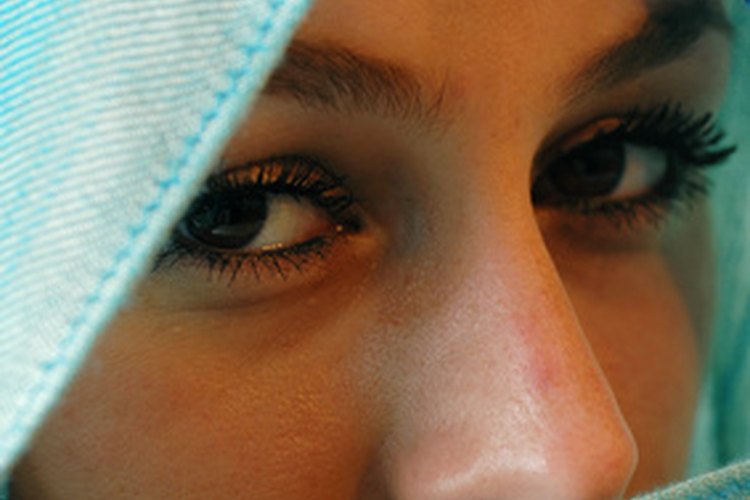 Las novias musulmanas usan colores brillantes