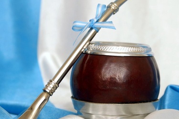 La yerba mate es una bebida caliente popular a lo largo del sur de Sudamérica.