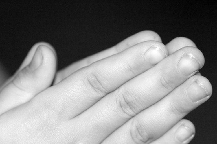 Una novena es una serie de oraciones que se repiten durante nueve días consecutivos.