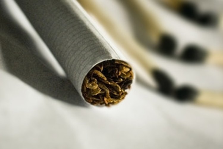 La FDA regula la industria del tabaco.