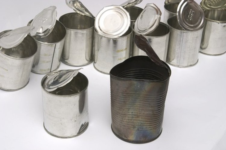 El metal reciclado puede convertirse en latas.