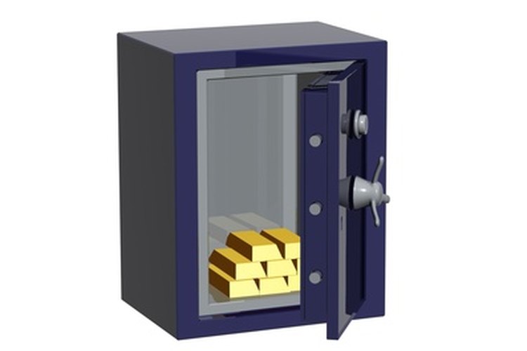 Mantén seguros tus objetos de valor con una caja fuerte para el hogar.