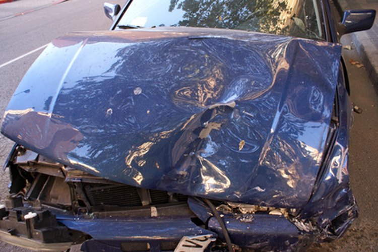 No importa si fue debido a un accidente de automóvil, un desastre natural, incendio del hogar o la muerte de alguien querido, los acuerdos con los seguros existen para ayudarte a sentirte íntegro otra vez.