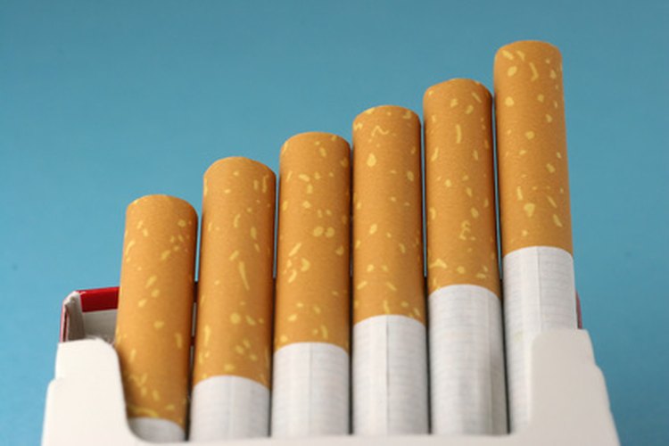 Algunas personas argumentan que la prohibición de fumar tiene impactos económicos adversos.