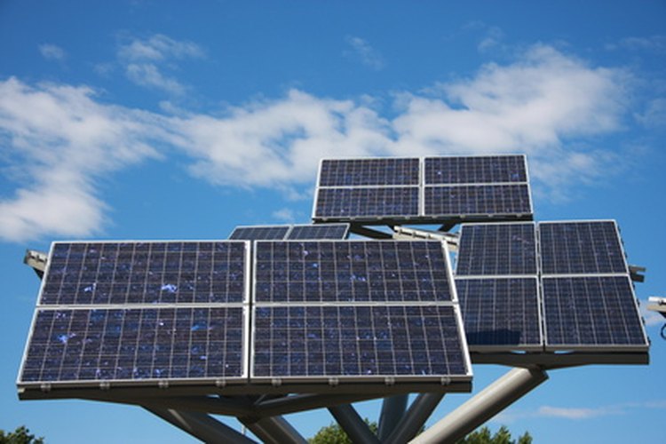 Un proyecto de panel solar para enseñar a los niños acerca de la energía renovable.