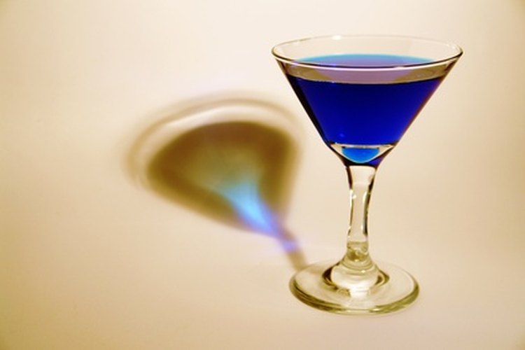 Conoce cómo preparar un Martini "extra seco".
