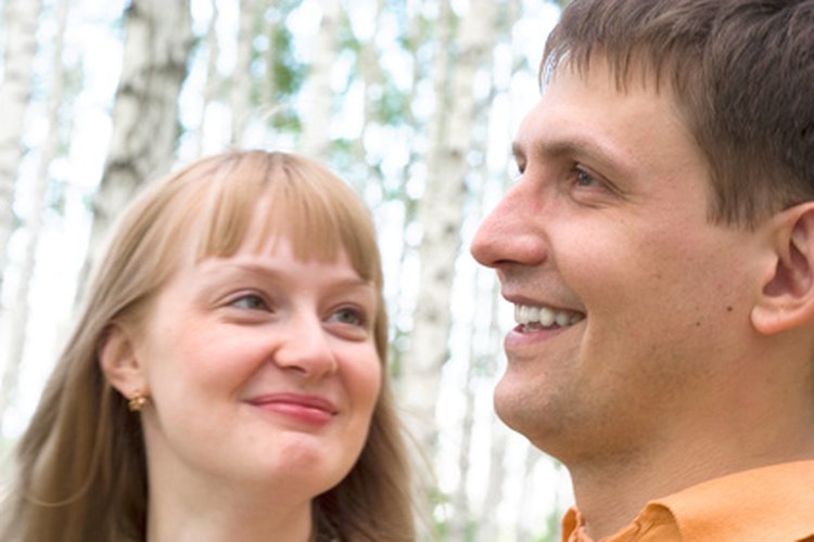 Las parejas felices que se aman conversan para toda la vida.