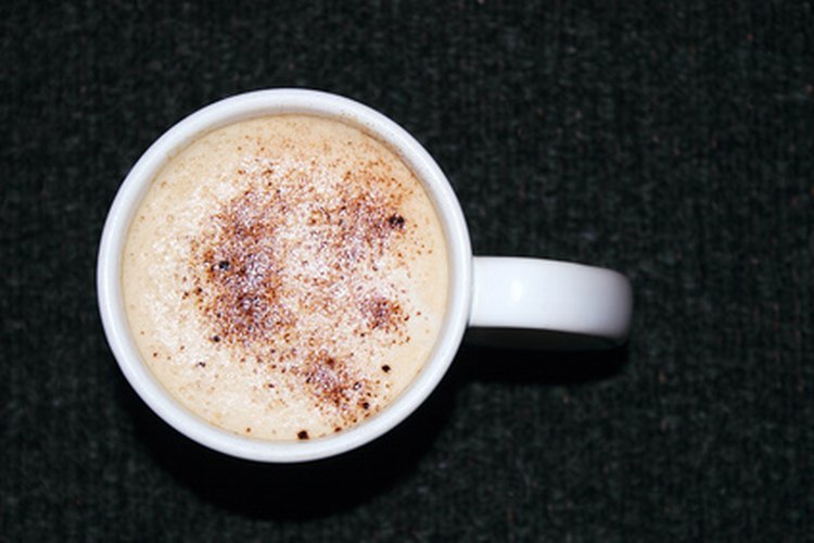 Disfruta un capuchino hecho en casa con la máquina para capuchinos Krups.