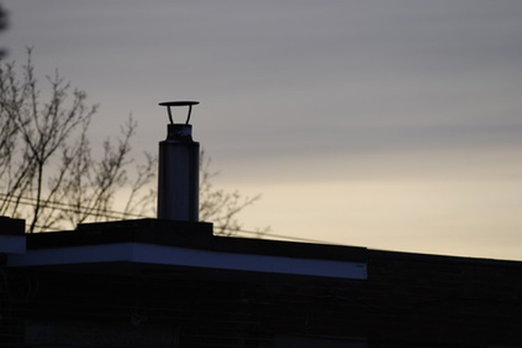 Este casquillo de chimenea no desviará el viento o parará el humo de una estufa de leña.